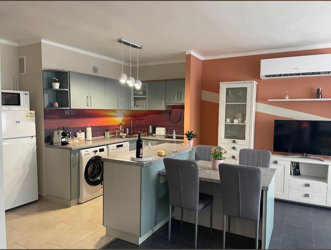 Апартаменти Krisztina Apartman Шалґотар'ян Екстер'єр фото