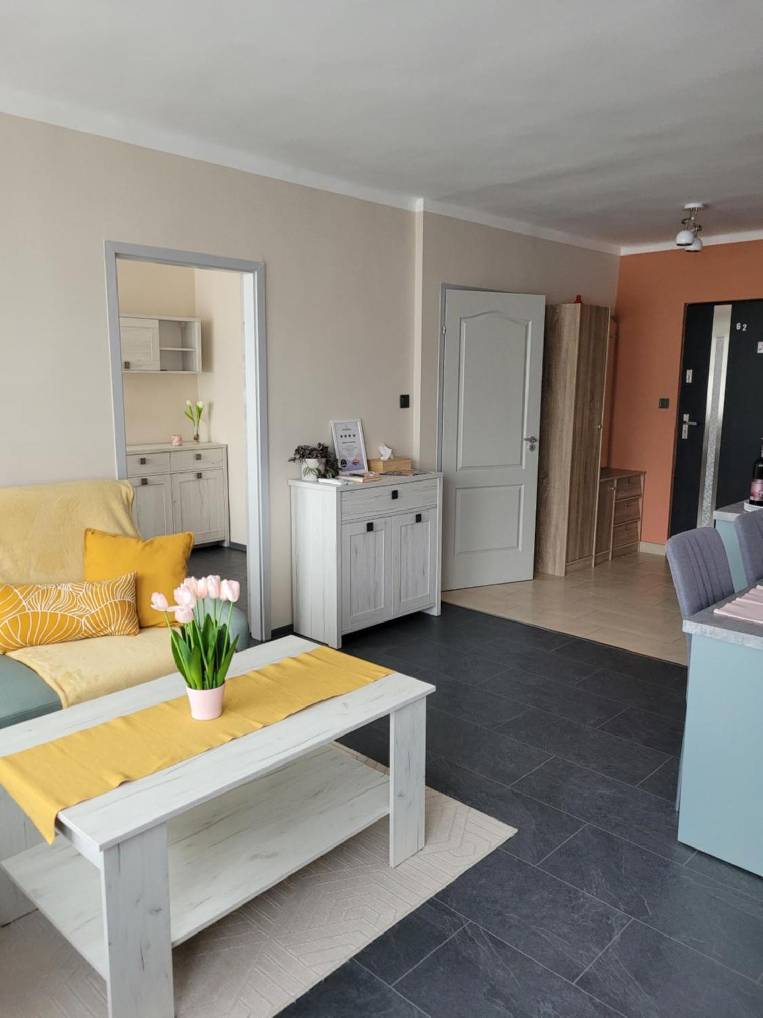 Апартаменти Krisztina Apartman Шалґотар'ян Екстер'єр фото